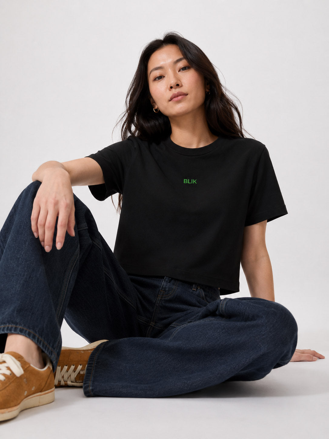 BLIK Essential Cropped Tee – Black